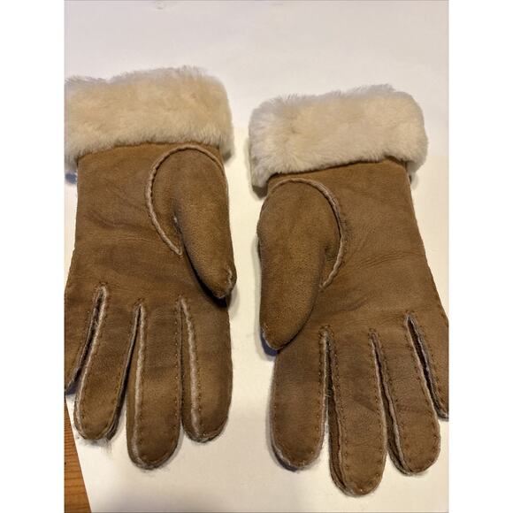 Ugg Women's Turn Cuff Sheepskin Chestnut Leather Gloves Size M - Picture 4 of 8